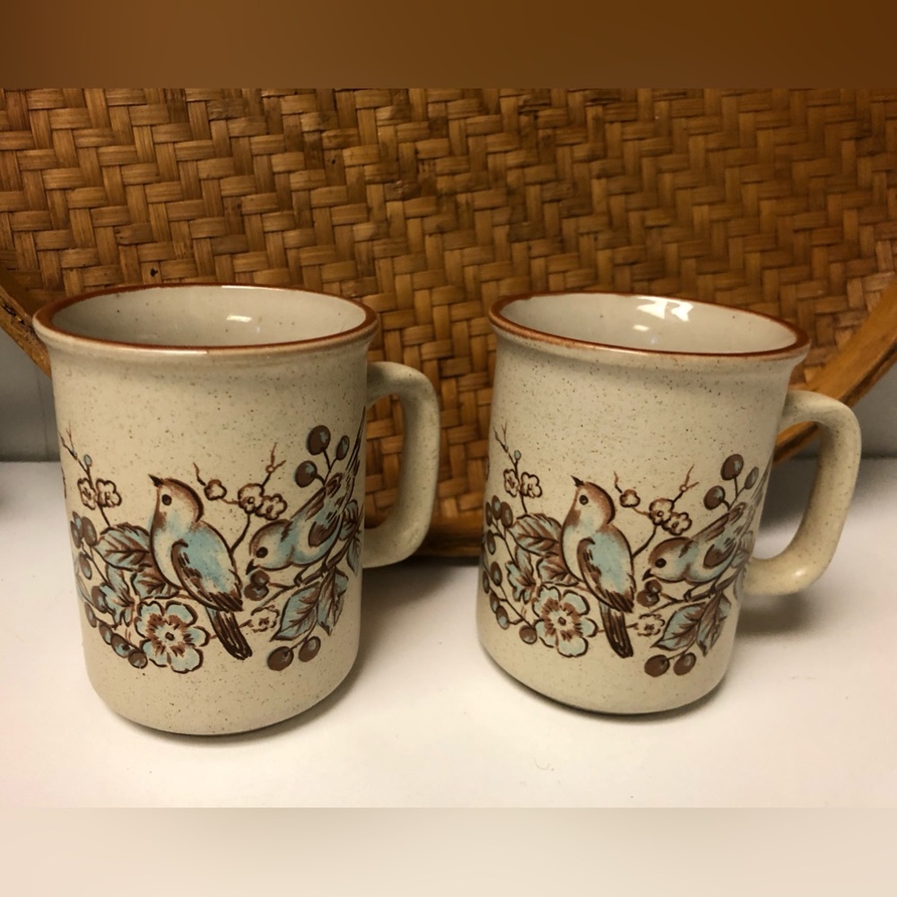 COPY - 2 VTG Northcraft Bleubird Mugs Made in Korea 4” Tall